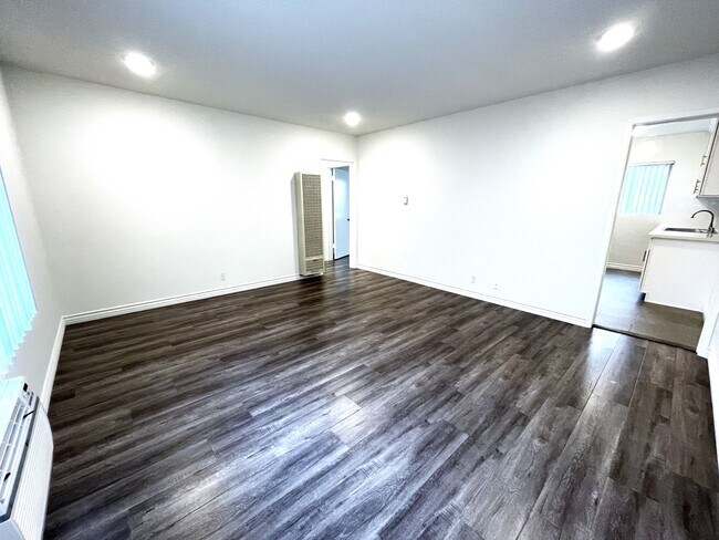 Foto del edificio - 3635 Westwood Blvd