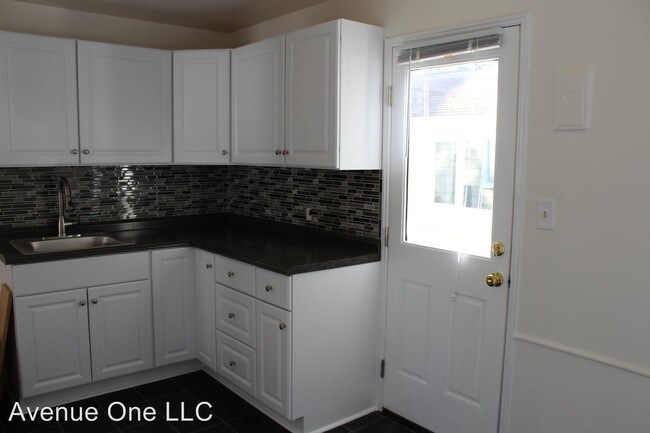 Foto del edificio - 6010 5th Ave NW