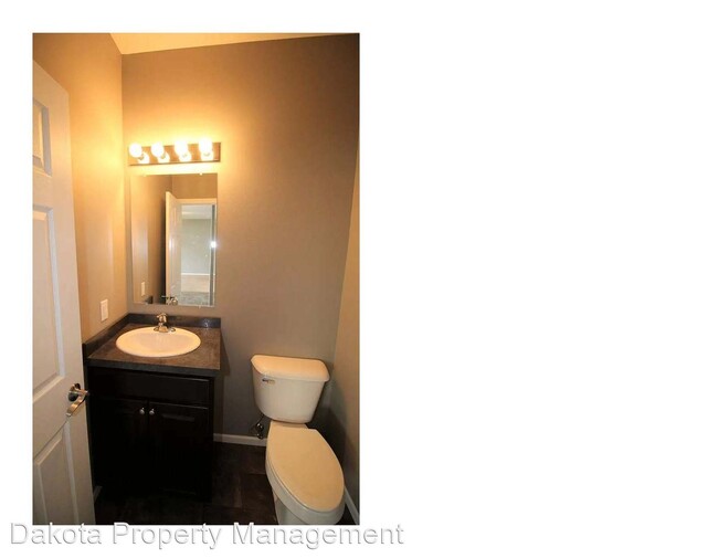 Foto del edificio - 3 br, 2.5 bath House - 1516 35th Ave SE