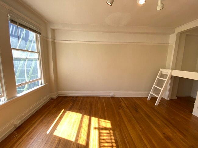 Interior Photo - Jones Street Apartments LLC.