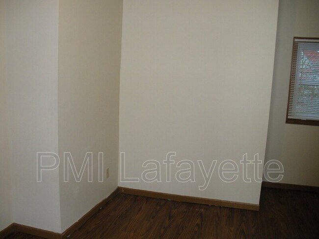 Building Photo - 508 New York St