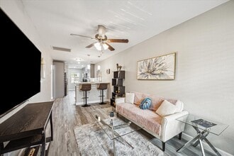 Building Photo - 1212 Shelby St