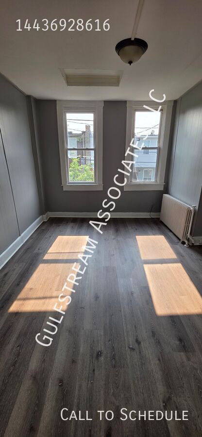 Foto del edificio - 823 N Belnord Ave