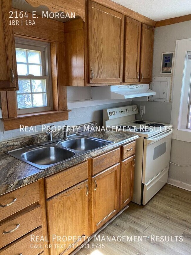 Building Photo - Tiny House Living, East Side