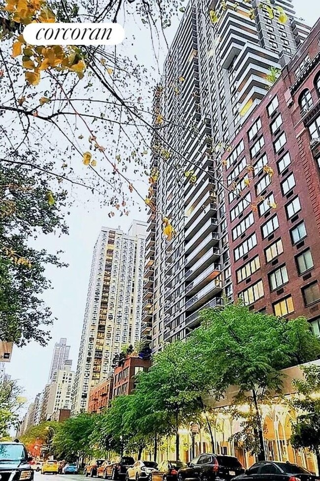 Building Photo - 515 E 72nd St