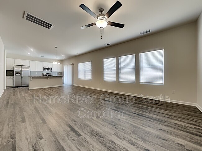 Building Photo - 12326 Old Dulin Farms Way