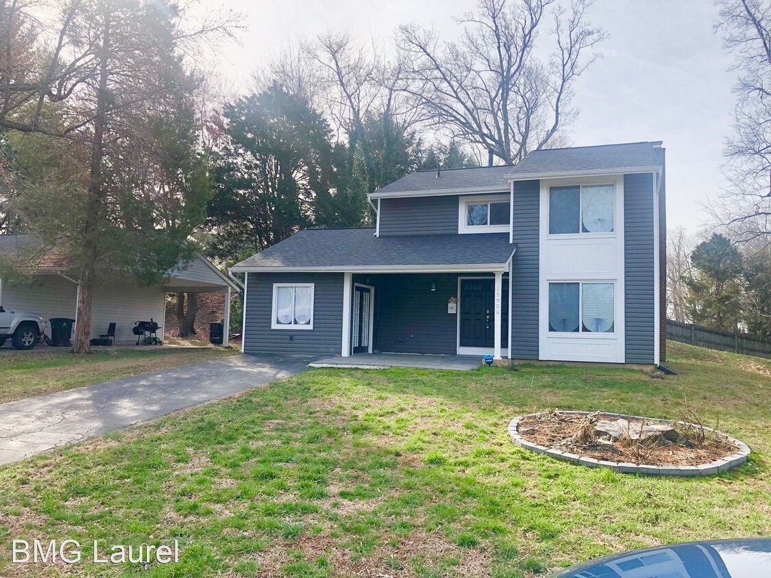 Primary Photo - 3 br, 1.5 bath House - 15903 Perkins Ln