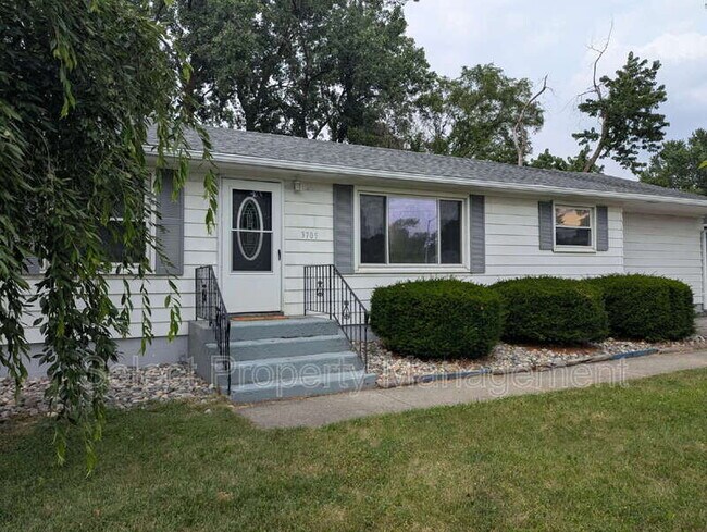 Foto del edificio - 3705 St Joe Center Rd
