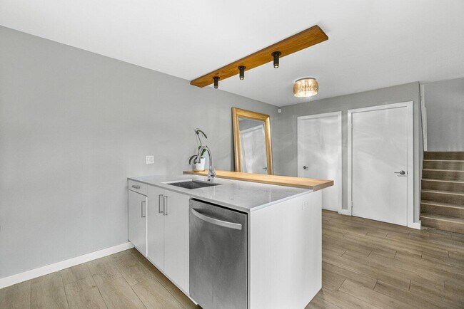 Foto del edificio - 110 Live Oak Ln