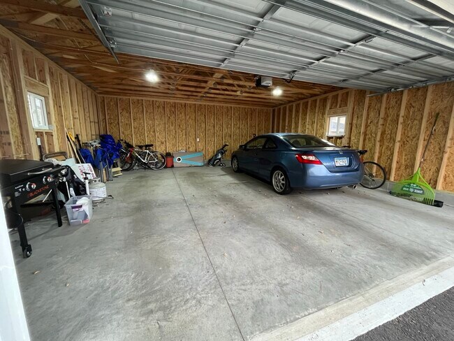 Garage Interior - 5502 Oliver Ave S