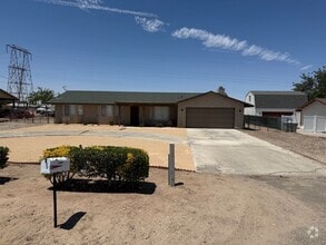 Building Photo - 17432 Seaforth St
