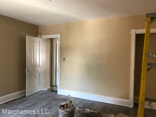 Foto del edificio - 2 br, 2 bath House - 825 Beatty St.