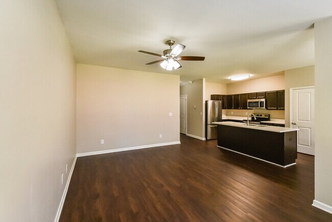 Foto del edificio - 104 Belmont Park Dr