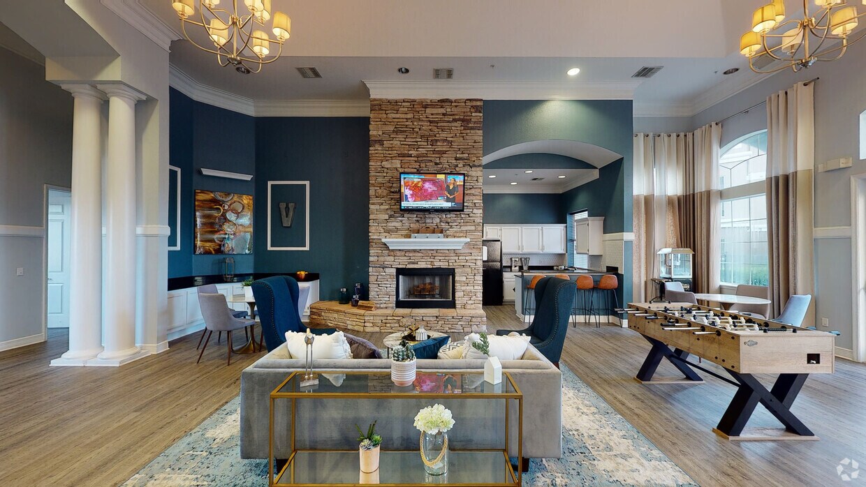 Photo - Elmhurst Village Apartments
