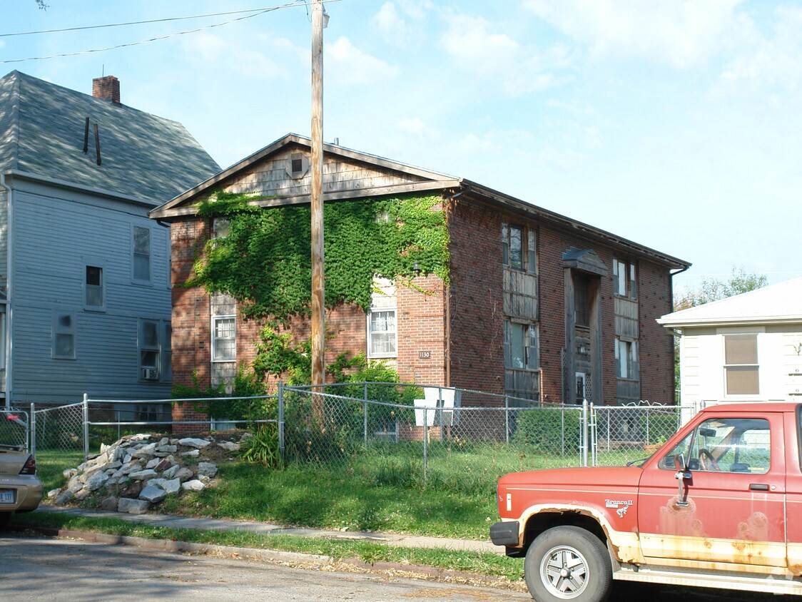 Foto principal - 1130 S 32nd St