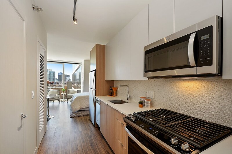 Foto principal - 1405 S Michigan Ave