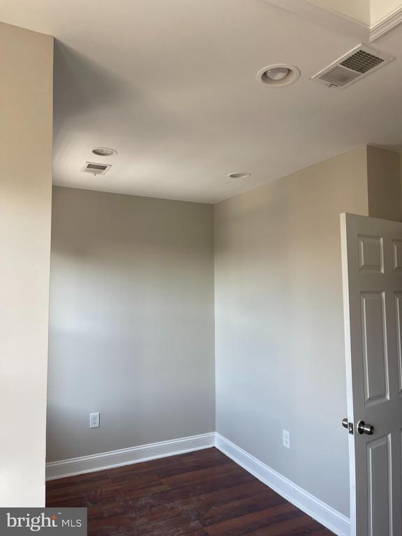 Building Photo - 543 Florida Ave NW