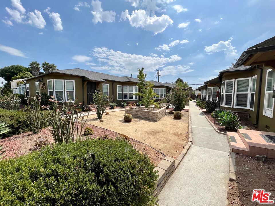 Primary Photo - 1336 Ocean Park Blvd