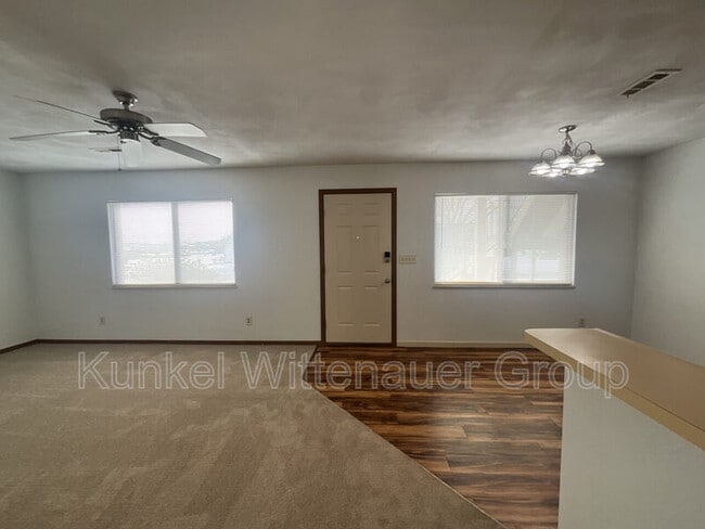 Building Photo - 262 Eagle Ridge