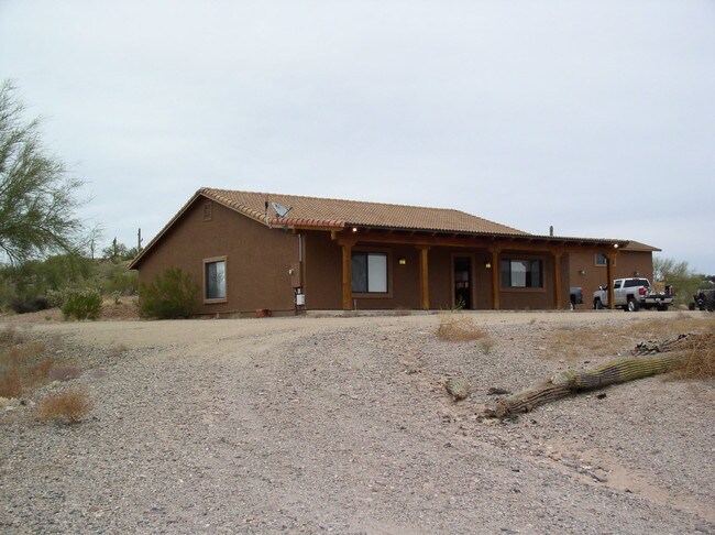Building Photo - 38200 Blue Tank Trl