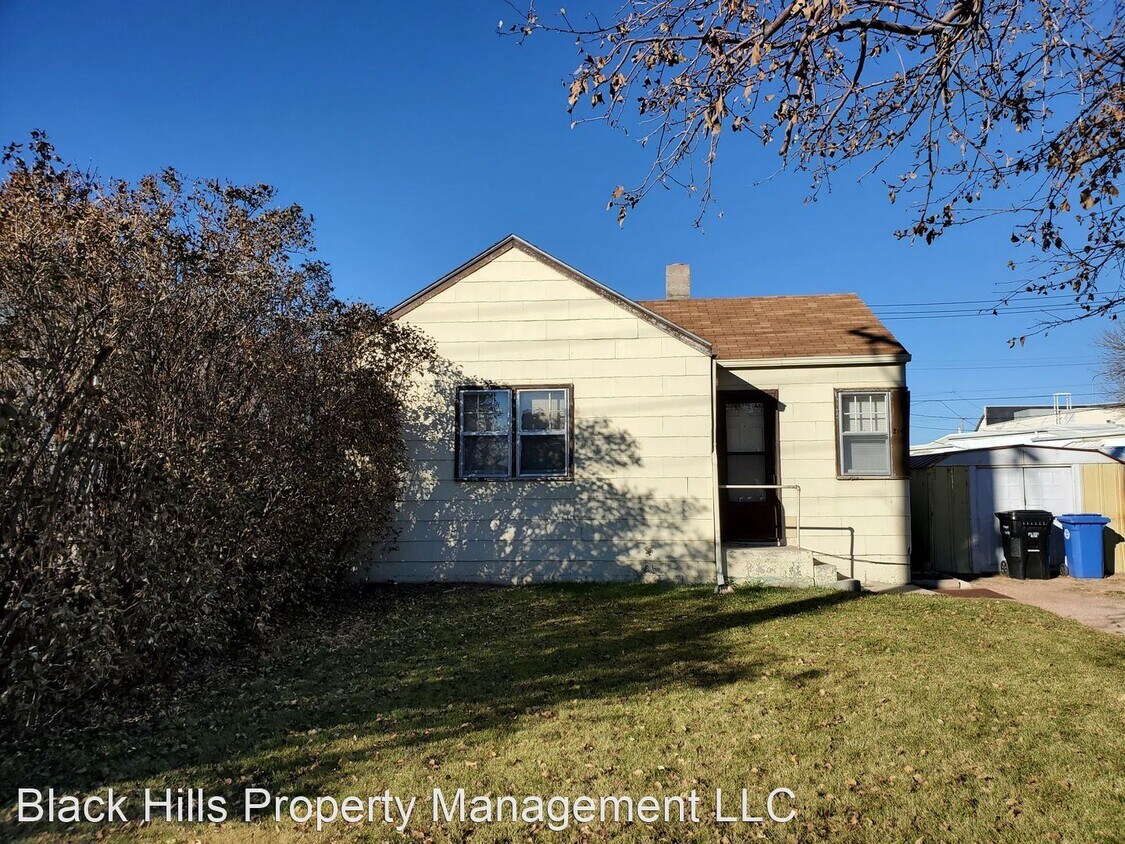 Primary Photo - 1 br, 1 bath House - 214 E. Denver St.
