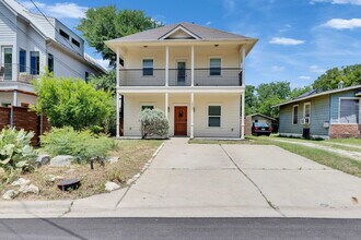 Building Photo - 2902 E 13th St