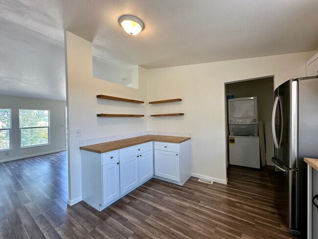 Foto del edificio - 14124 Marsha Way