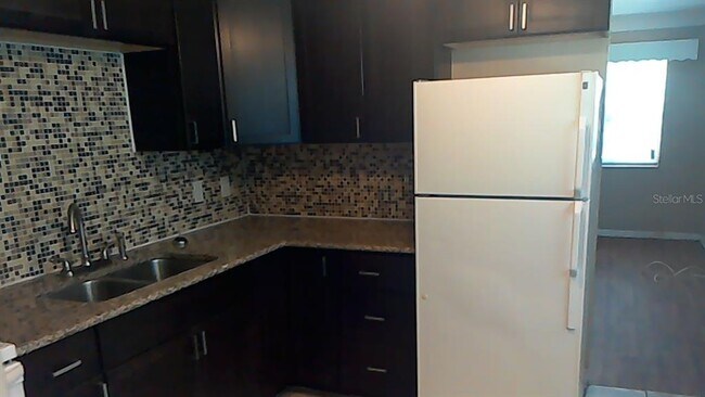 Foto del edificio - 2543 38th Ave N