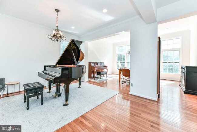 Foto del edificio - 46342 Summerhill Pl