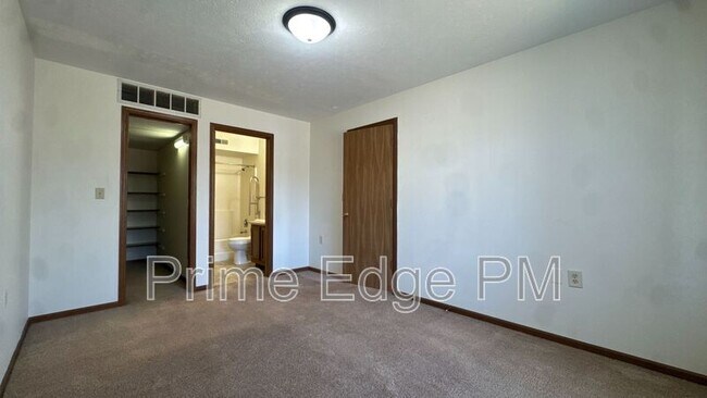 Foto del edificio - 1500 Knox St