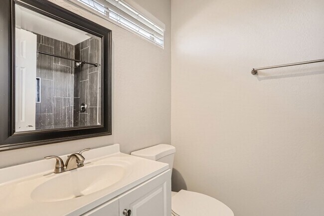 Foto del edificio - 15851 N 60Th Drive
