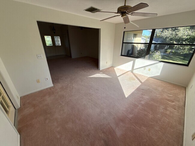 Foto del edificio - 3781 N Passion Flower Way