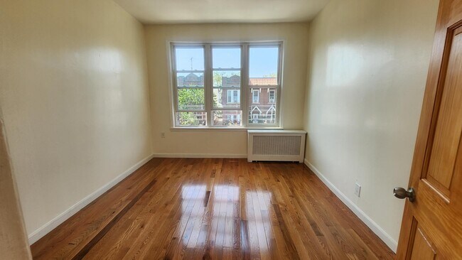 Bedroom 1 - 3137 87th St