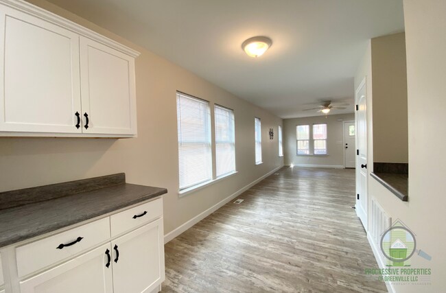 Foto del edificio - 128 Spring St