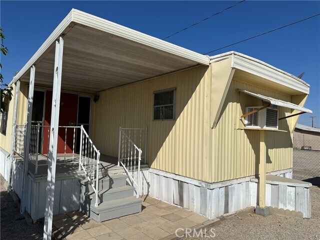Foto principal - 5520 Colorado River Rd