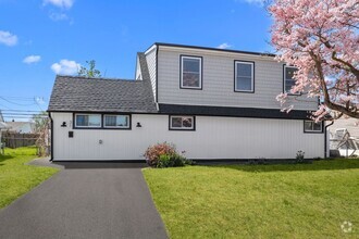 Building Photo - 31 Nettletree Ln
