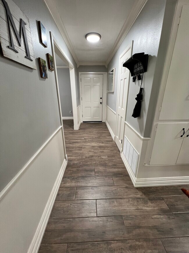 Foto del edificio - 2311 Brookhaven Dr