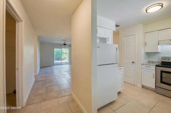Photo - 906 Boulder Drive Unit House