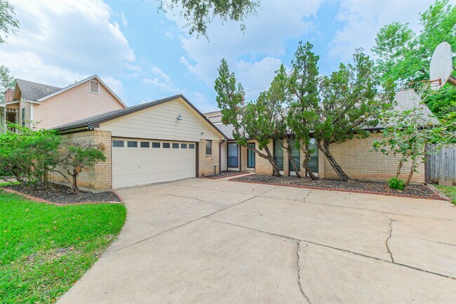 Foto del edificio - 2815 Arrowhead Dr