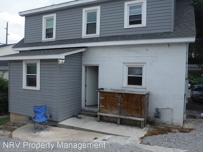 Building Photo - 4 br, 3 bath House - 104 Madison Street