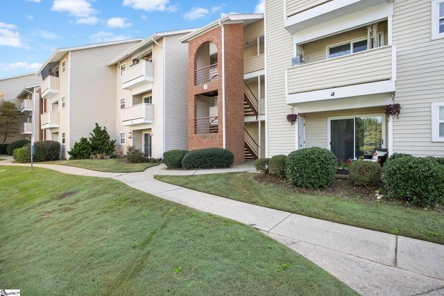 Foto del edificio - 2601 Duncan Chapel Rd