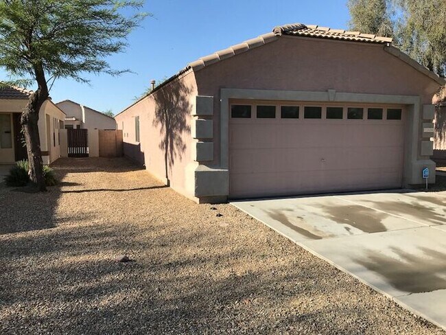 Building Photo - Awesome Rental in Durango Park in The Hear...