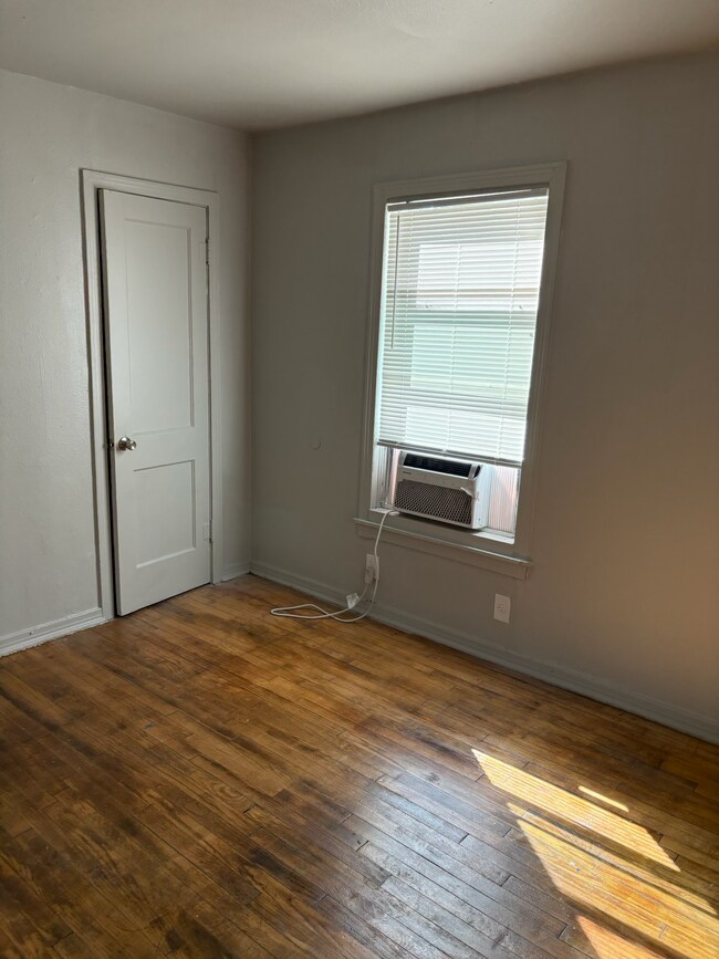 Foto del edificio - 2821 Corbitt St