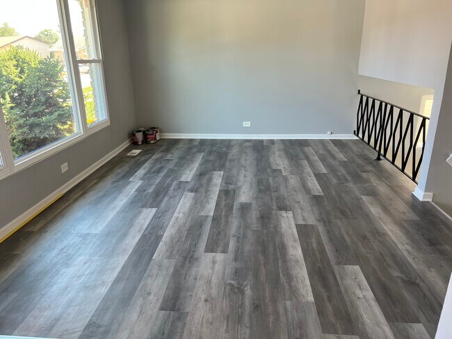 Foto del edificio - 385 Dover Ln