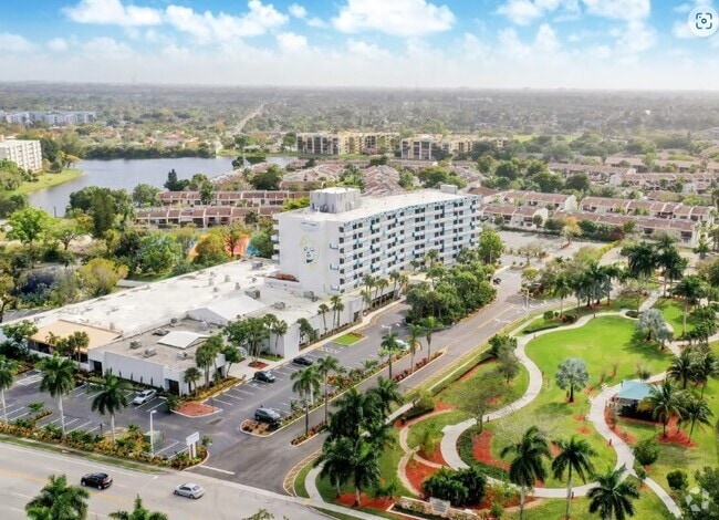 Building Photo - Chateau Mar Golf Resort