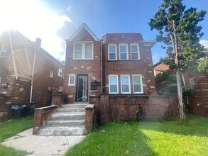 Building Photo - 3831 Waverly St