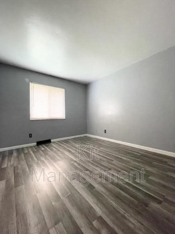 Building Photo - 6215 Jackman Rd