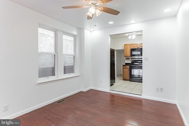 Building Photo - 400 N 42nd St