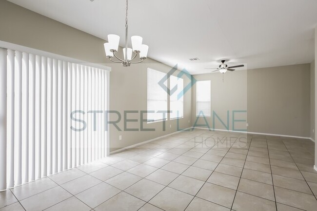 Foto del edificio - REDUCED! 4 Bedroom in NW Las Vegas!