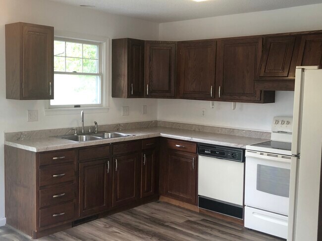 Building Photo - 512 Worthington Dr
